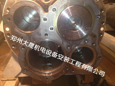 螺桿機(jī)更換軸承